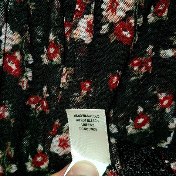 Self Esteem Long Sleeved Sheer Shirt with Floral Pattern 2X - Picture 8 of 8